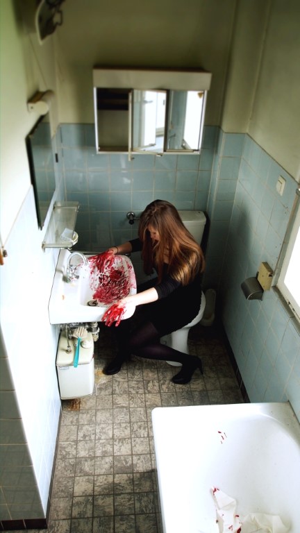 Art Against Agony - Ars Gratia Artis Series - the_bathroom
